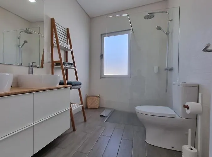 Bay House - Sealife * Ponta Delgada (Sao Miguel)